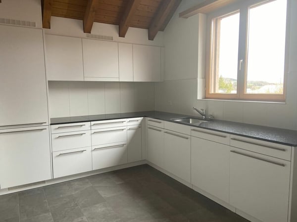 charmante 5.5 Zi.-Dach-Maisonettewohnung am Hofberg 2