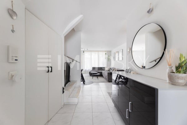 Eigener Garten, leben auf zwei Etagen - wie ein kleines Häuschen 3