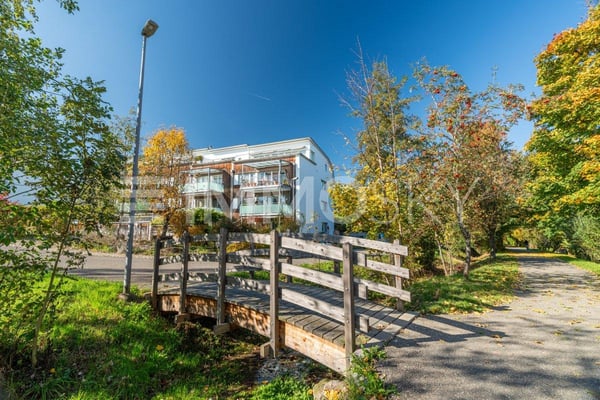 Eigener Garten, leben auf zwei Etagen - wie ein kleines Häuschen 5