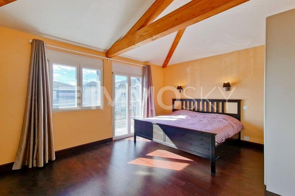 Bureau de 17m² à Perroy 4