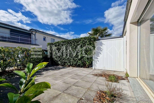 Bureau de 17m² à Perroy 1