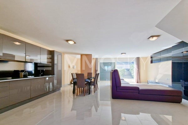 Bureau de 17m² à Perroy 2