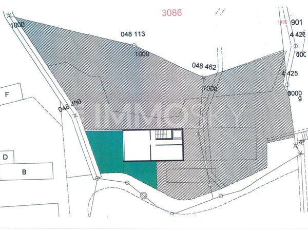 Terreno vista lago in cerca di un nuovo progetto 2