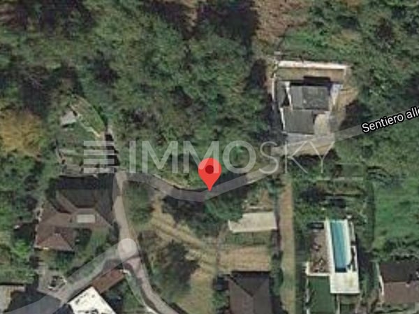 Terreno vista lago in cerca di un nuovo progetto 5