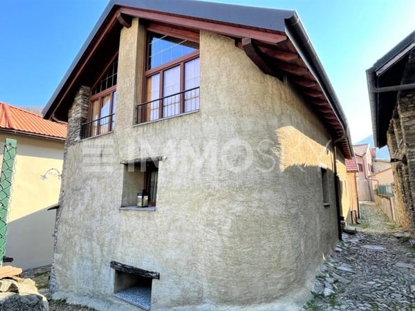 Bellissima, originale e con reddito garantito 2