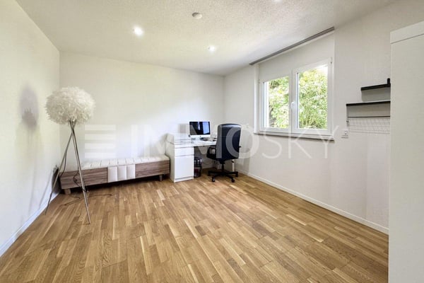 Immeuble pour deux familles à 5 minutes de Bienne 6