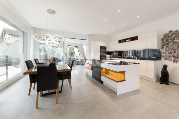 Ein architektonisches Highlight mit reichlich Platz 2