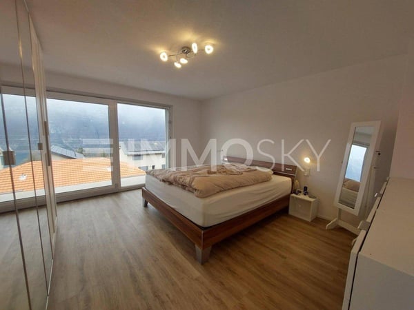 Neuwertiges Effizienzhaus mit See und Bergblick 4