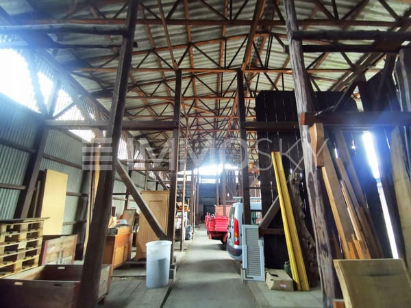 Capannone interessante con possibilità di edificare 5