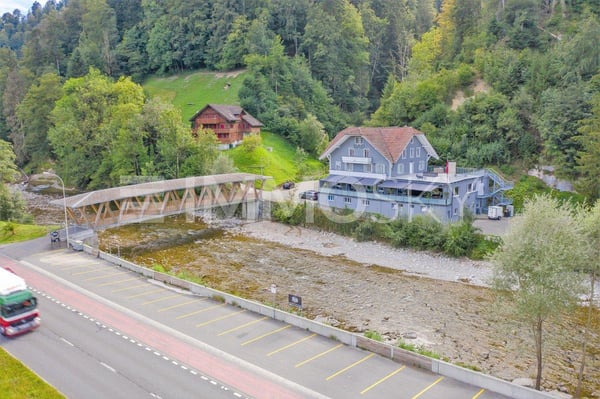 Rendite trifft Genuss – Investieren, wo andere verweilen - über 6.4% 1