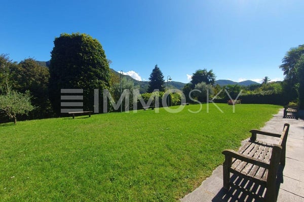 Splendido Appartamento Panoramico di Lusso a Collina d’Oro 3