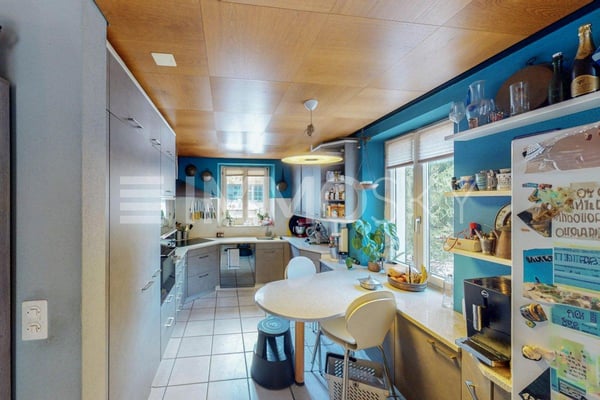 Bifamiliare, appartamento duplex con terrazzo e altro con veranda 3