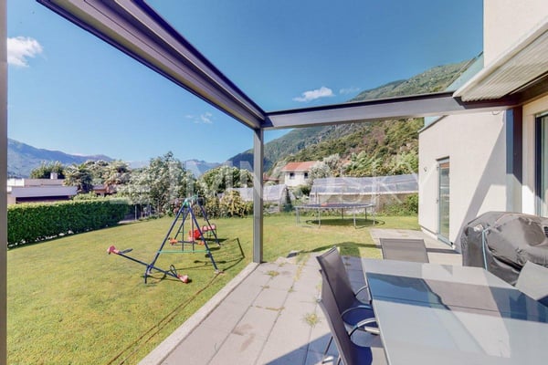 Ampia e luminosa adatta per una famiglia 2