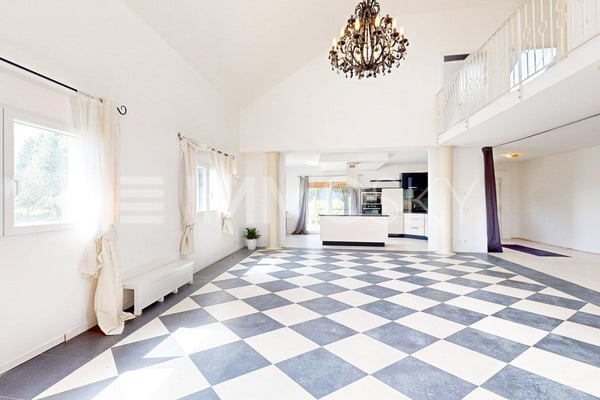 Preview image of the real estate