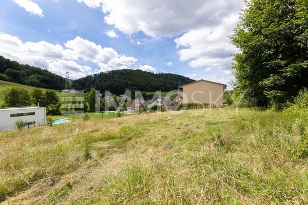 Bauland – Ideal für Einfamilien- oder Doppeleinfamilienhaus 2