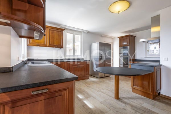 Maison d'exception de 2 pièces au coeur de Mont-sur-Rolle 6