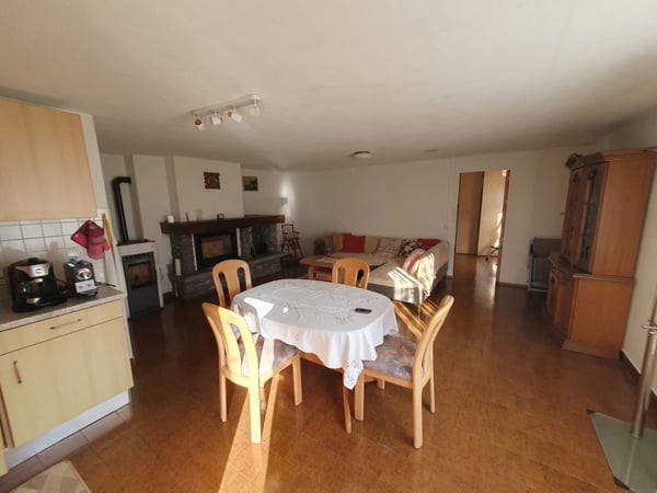 Soluzione mista: officina operativa e appartamento 2