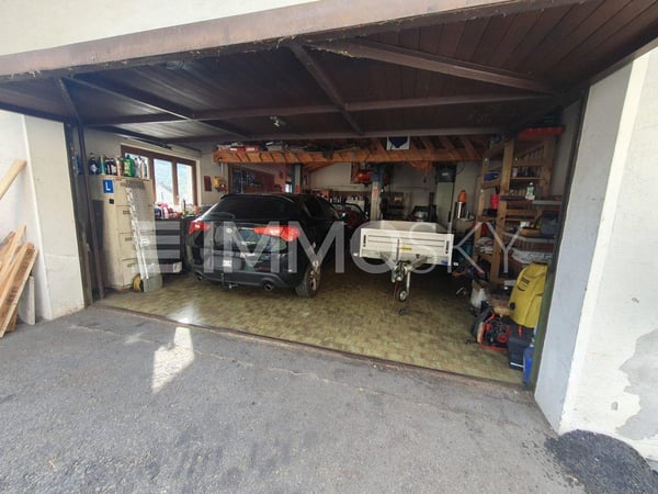 Soluzione mista: officina operativa e appartamento 6