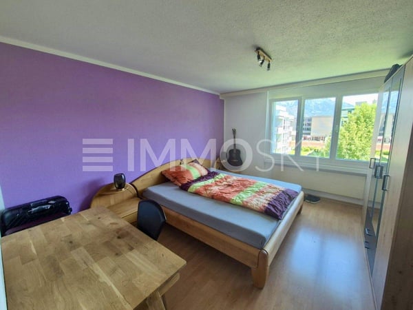 Angenehme Wohnlage mit Blick auf das Schloss 5