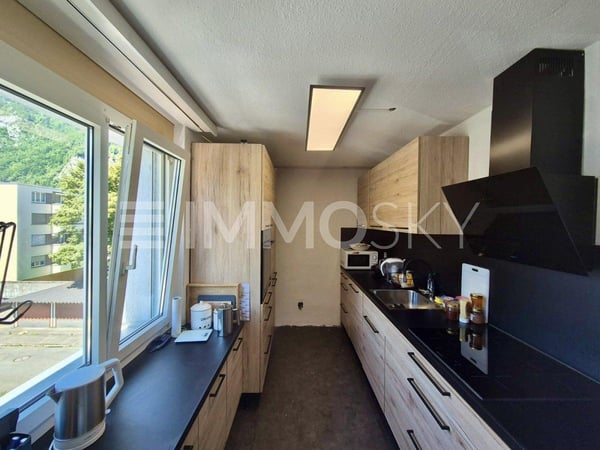 Angenehme Wohnlage mit Blick auf das Schloss 4