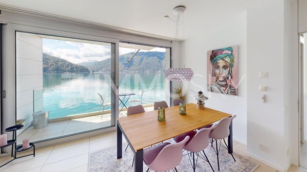 Elegante villa a Bissone con accesso diretto al lago di Lugano 3
