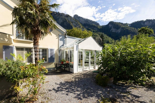 Über 260m2 zu Ihrer Verfügung - Wohlfühloase an ruhiger Lage 2