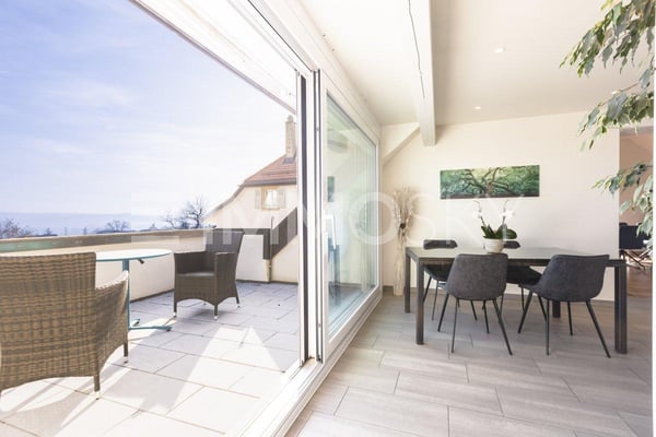 Chamblon : Attique 1.5 pces de charme avec vue imprenable ! 5