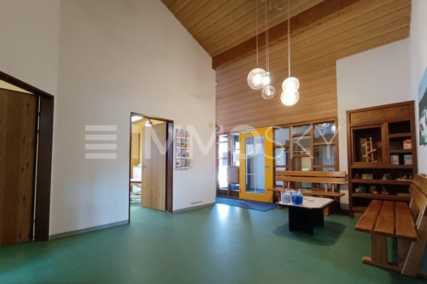 Unglaubliches Potenzial für Praxis, Coiffeur, Kosmetikstudio, Büro 2