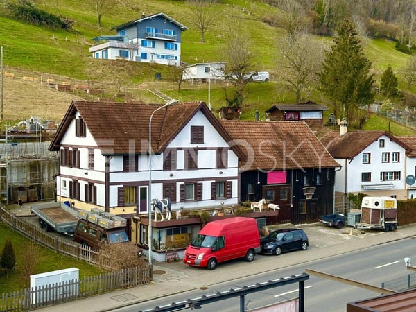 Mehrere Generationen und Ihre geliebten Tiere unter einem Dach 1