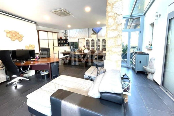 Sauna, idromassaggio, vista panoramica, ti stanno aspettando... 11