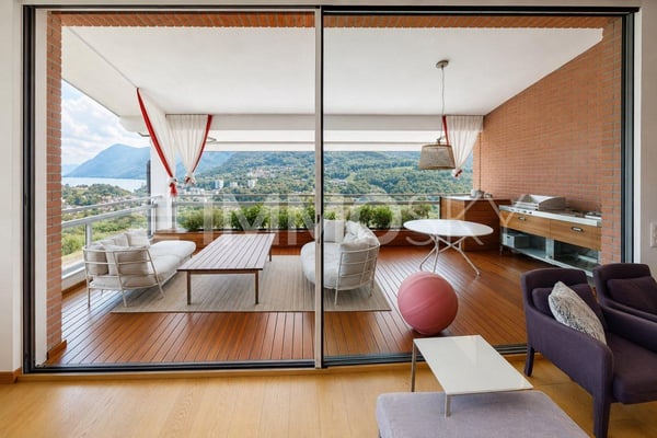 Splendido Appartamento Panoramico di Lusso a Collina d’Oro 6