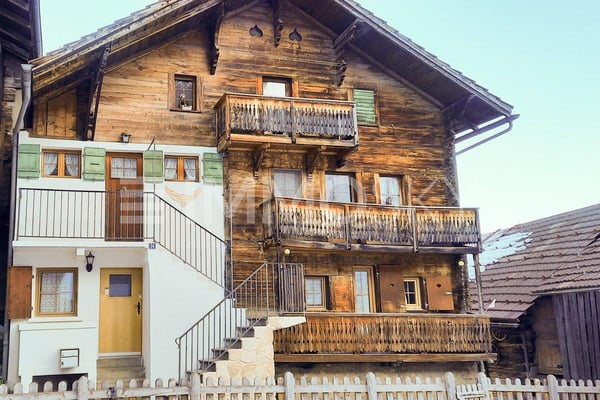 VISITE VIRTUELLE : Appartement de 4.5 pièces (REN. env. 5%) 4