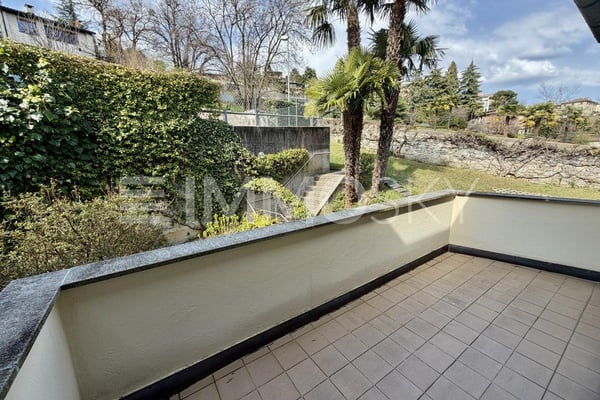 Elegante Viletta a Schiera con Giardino Privato - Breganzona 5
