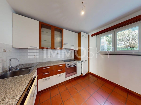 Elegante Viletta a Schiera con Giardino Privato - Breganzona 4