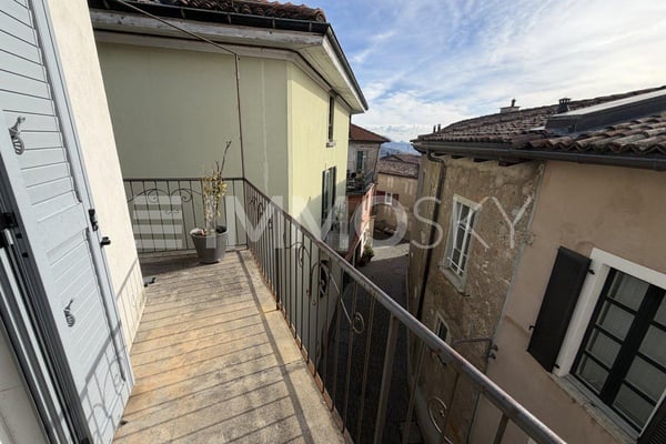 Palazzina unifamiliare storica nel cuore di Besazio 7