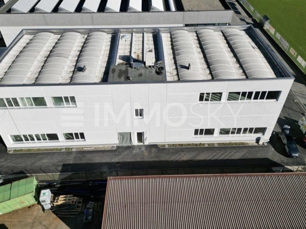 Moderno Capannone Industriale - Lumino 2