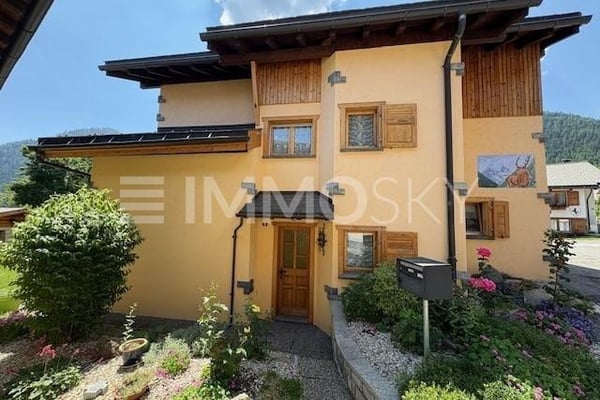 Magnifique chalet familial de 5.5 pièces 1