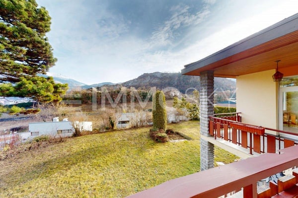Villa de 7 pièces dans le quartier de Platta 7