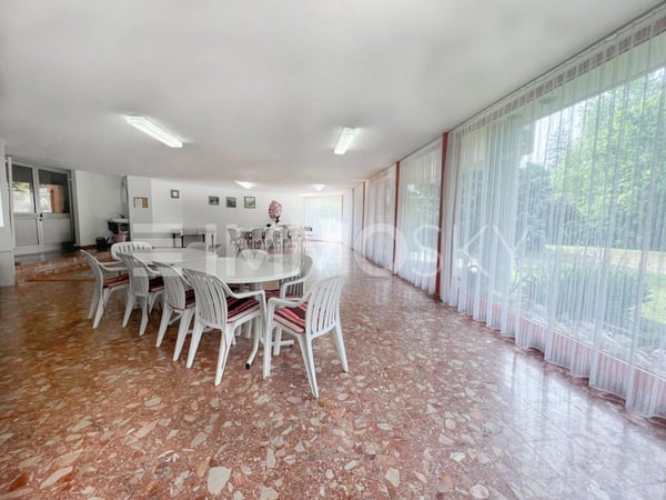 Superbe appartement rénové 8