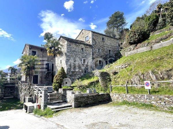 Per gli appassionati del borgo vecchio, giardino e vista imprendibile 2