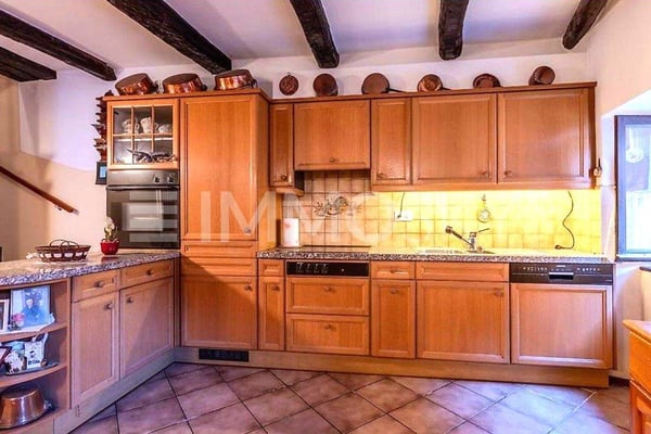 Nido di pace in un borgo autentico 4