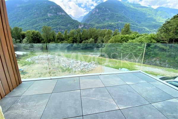 Elegante in posizione strategica con vista fiume 6
