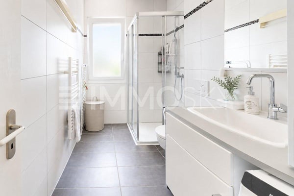 Appartement 4.5 pces de 131 m2 à 10 min. de Orbe 11