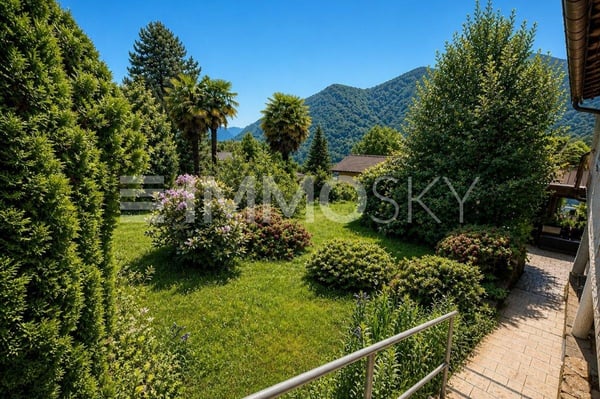 Casa bifamiliare in zona residenziale soleggiata 6