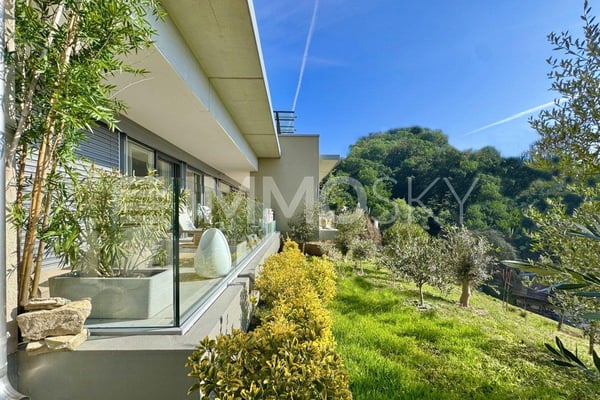 Appartement dexception avec vue lac et prestations haut de gamme 10