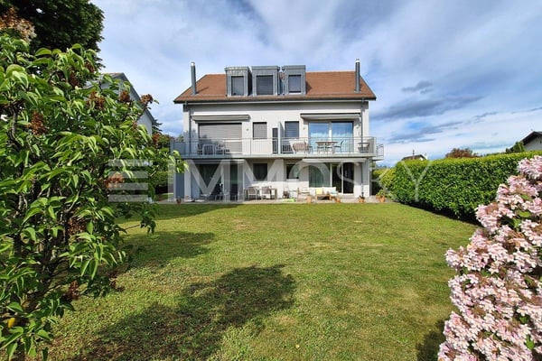 Rez 4.5 pièces avec jardin et sous-sol Esprit villa 2