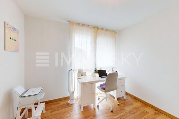 Rez 4.5 pièces avec jardin et sous-sol Esprit villa 7