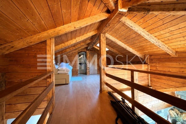 RESERVE ! Immeuble de rendement sur les hauts de Sion (REN env. 7%) 7