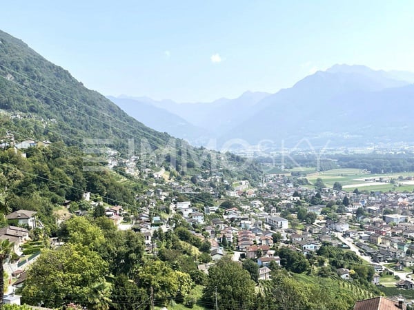 Terreno in zona residenziale molto soleggiato 2