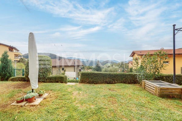 Splendida casa con mansarda panoramica, terrazze e giardino privato 10